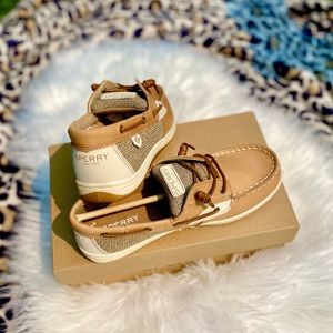 Sperry Songfish Boat Shoes 5.5W (unisex child)